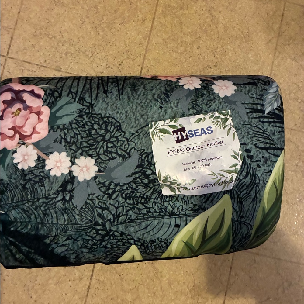 Hyseas outdoor blanket green trees 60x79 inch 100% polyester